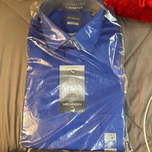 Brand new dress shirt! Size 16 1/2 arm length is 34/35